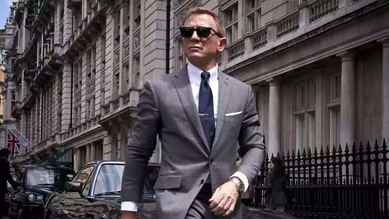 How to Watch James Bond Movies in Order