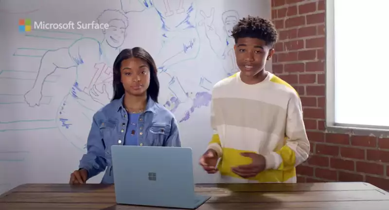 Ads for Microsoft Surface Laptop4 break the news that your Macbook doesn't have a touch screen